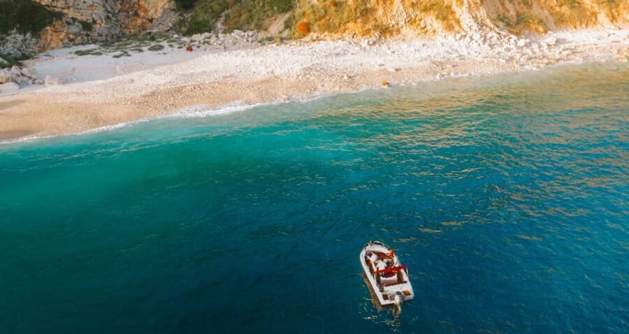 Dubrovnik:Elaphiti Islands and caves Private Speedboat Tour - Koločep cruise and a Dubrovnik return by boat