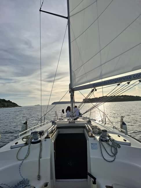 Dubrovnik:Romantic Private Sunset Tour to Old Town& Elafitiy - The Elaphiti Islands part: swimming, quiet bays, and sunset positioning