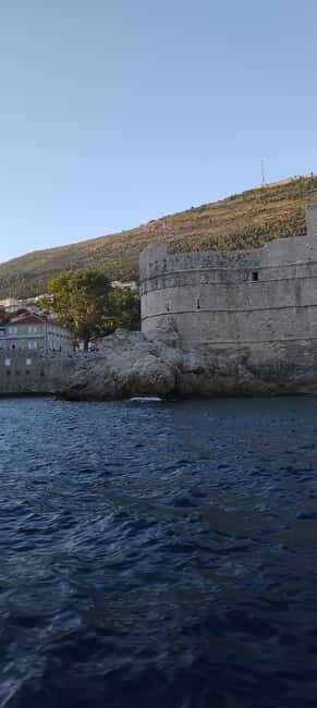 Dubrovnik:Romantic Private Sunset Tour to Old Town& Elafitiy - Old Town from the sea: medieval walls and Game of Thrones views