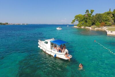 Dugi Otok Gems: Sakarun-Cave-Lagoon-Snorkeling-Snacks & Drinks - Stop 1: The Wreck of the Michelle for a quick story moment