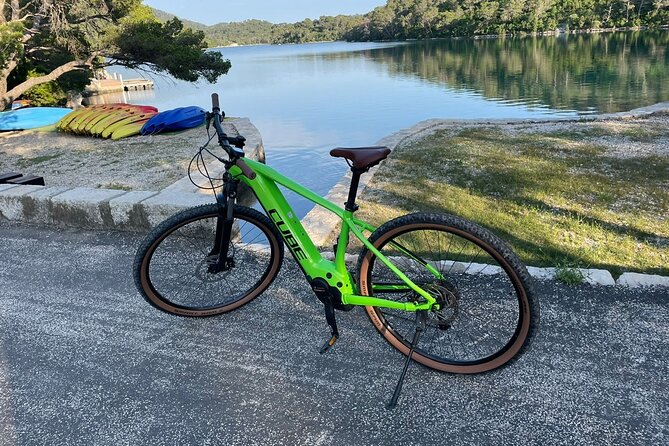 E bike rental National park Mljet - Helmet and Trail Tips: Small Inclusions With Big Practical Value