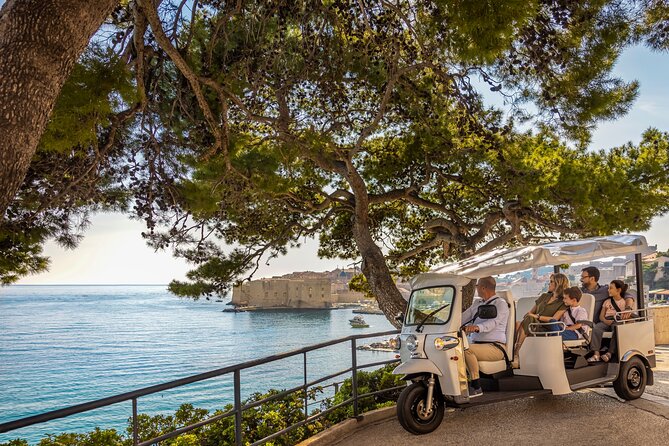E-Tuk Tuk Tour in Dubrovnik - The Ride Experience: Narrow Roads, Smooth Pace, and Clear Commentary