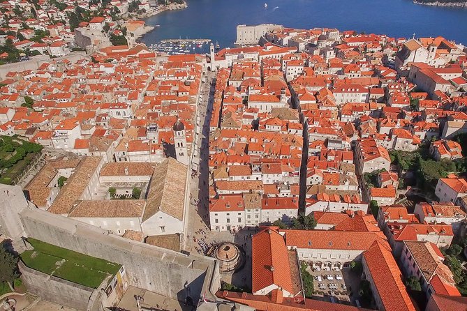 Early Bird Dubrovnik History Tour – 7:30 Start - Guides Make or Break It: From Orientation to 1990s History