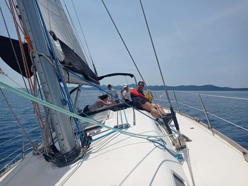 Elegant Day-Sailing Tour-Lunch&Drinks included - The Real Value in Small Group Sailing