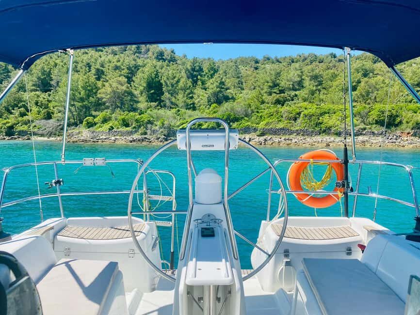 Elegant Day-Sailing Tour-Lunch&Drinks included - Price and Value: Is $141 a Fair Deal?