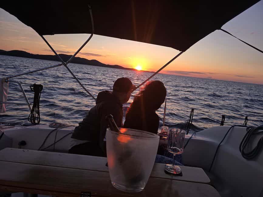 Elegant Sunset cruise under sails,large yacht,full comfort - Champagne and Romance: Making the Moment Feel Done-Right