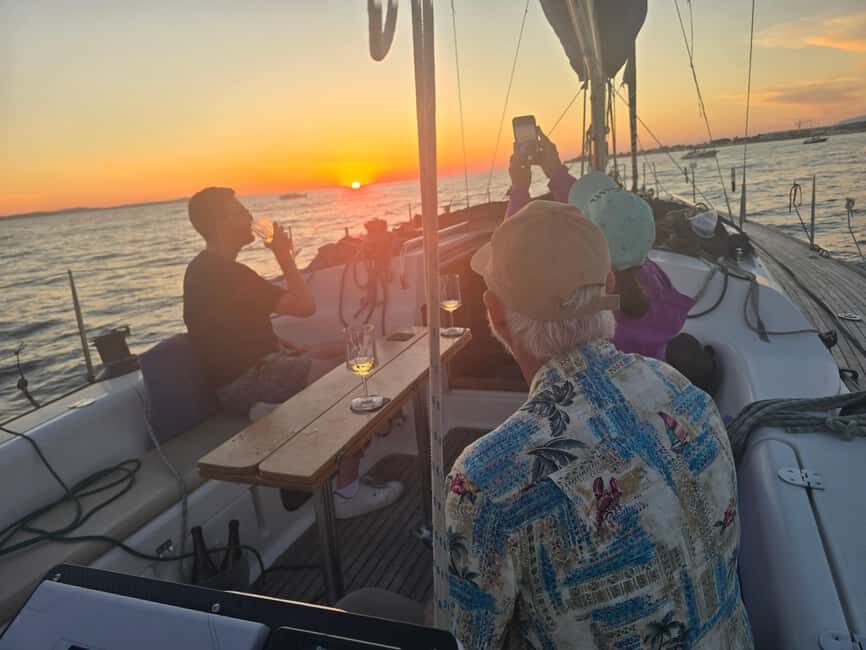 Elegant Sunset cruise under sails,large yacht,full comfort - Getting Ready: Time, Group Size, Language, and Small Constraints