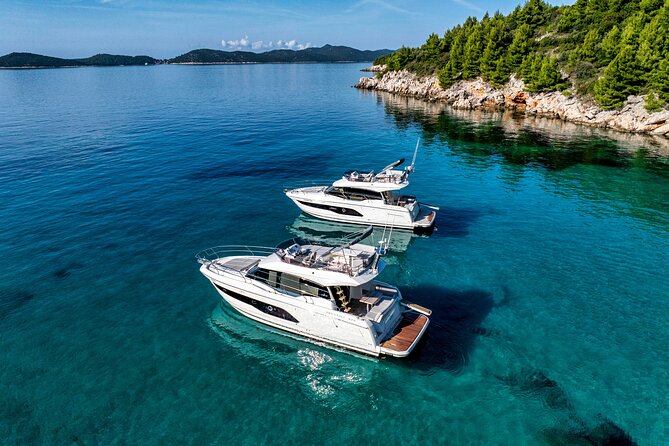 Exclusive Luxury Yacht Tour of the Elaphiti Islands - Koločep Lighthouse and the cliff-jumping moment