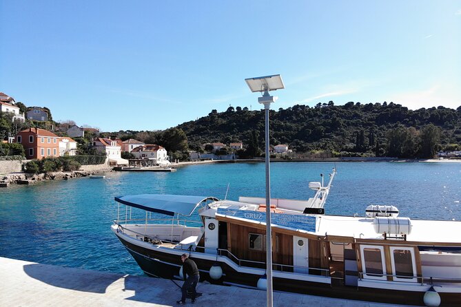 Explore Elaphiti Islands by Boat Tour: Hop-on-Hop-off Adventure - About the operator and how to avoid a rough day