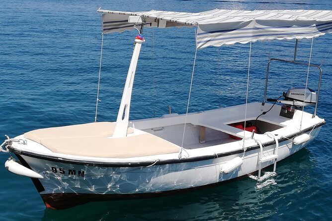 Explore west side of island Brač with Pasara boat - Traditional Dalmatian boat - Your 7-Hour Game Plan: Freedom, Swimming Breaks, and Smart Pacing