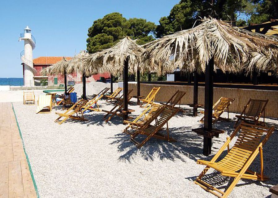 Explore Zadar: Laid-Back Fun Bike Tour - The sea-level highlights: city beaches and marina views
