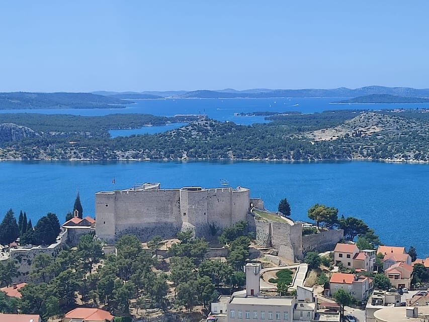 Fortresses Sightseeing - Eco City Tour Šibenik - St. Michael Fortress: panoramic payoff and a short, satisfying window