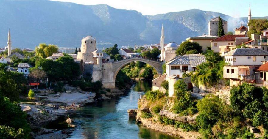 From Dubrovnik: Day Trip to Mostar and Kravice Falls - The Neum break: why the timing matters