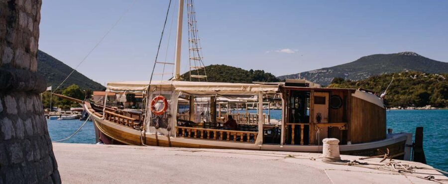 From Dubrovnik: Mali Ston Oysters Farm & Boat Experience - Oyster Shucking Straight From the Sea