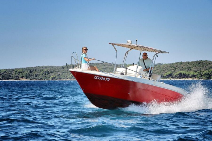 From Fazana: Sea caves, hidden island, cliffs and more... - From Fazana to Pula Harbor Walls: the best way to start seeing Istria by sea