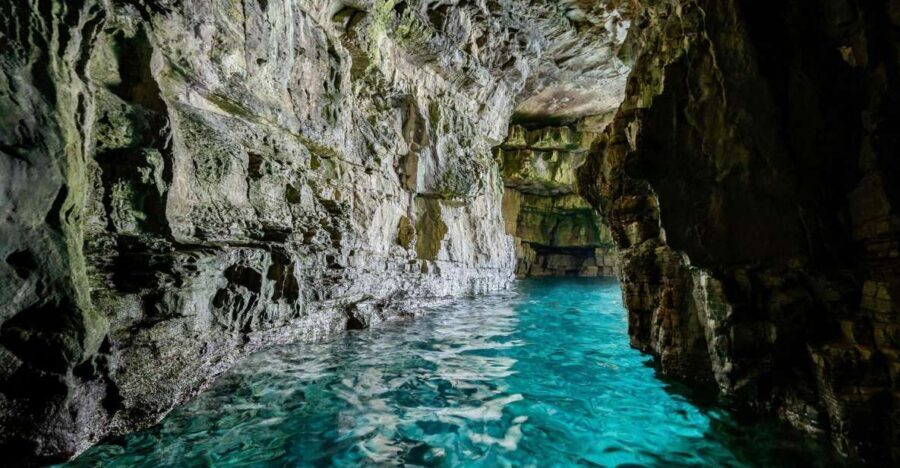 From Fazana: Sea caves, hidden island, cliffs and more... - High cliffs and the chance to jump (only if you’re comfortable)