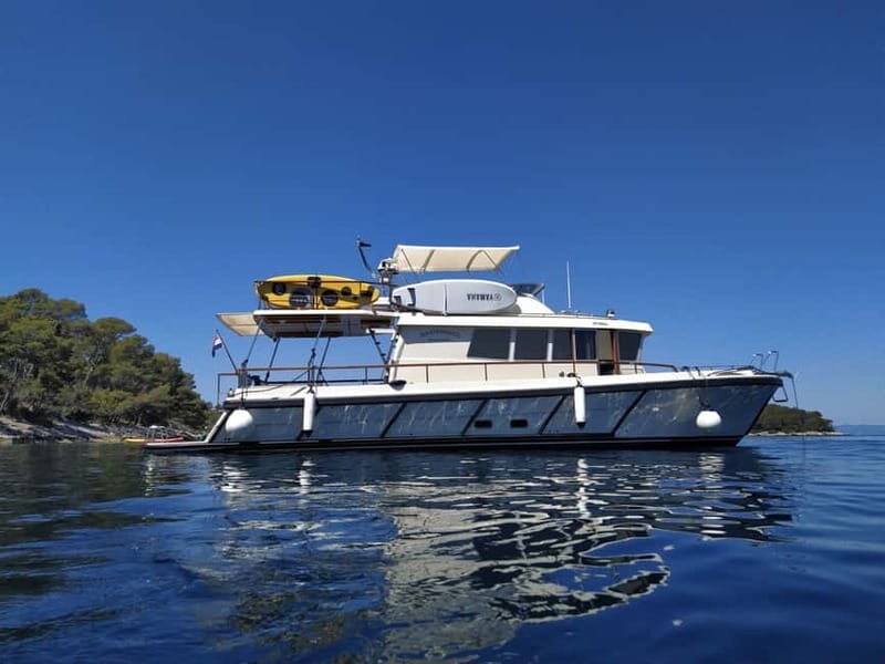 From Korcula island: Mljet Island Yacht Day Trip with Lunch - From Korcula to Mljet National Park: the whole day is the ride