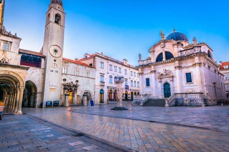 From Montenegro: Dubrovnik Private Tour - Crossing Borders and Catching the Dubrovnik + Lokrum Photo Break