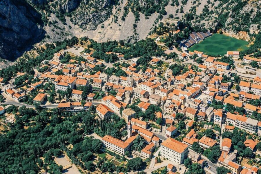 From Sinj: Flight Over Imotski, Trilj, Omiš, and Split - Price and Value: $516 Per Group Up to 3