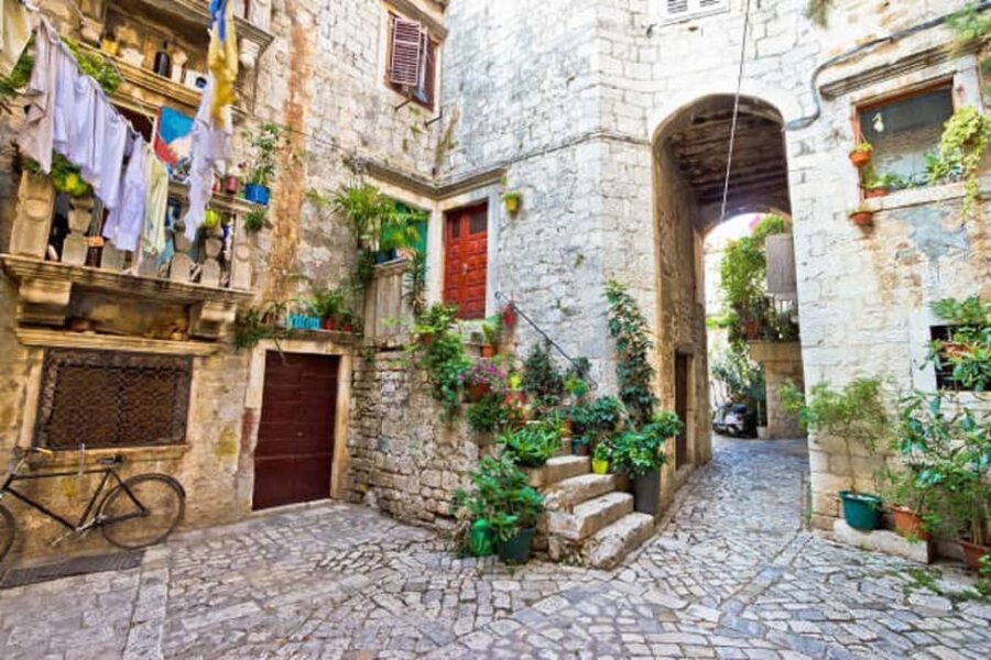 From Split: Blue Lagoon, Šolta, and Trogir Speedboat Tour - Starting at semiSUBMARINE Split: where your half-day really begins