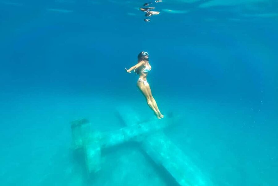From Split: Blue Lagoon & Underwater Museum (Lunch & drinks) - Drvenik Veli stretches: the calm cruising moments you’ll actually use