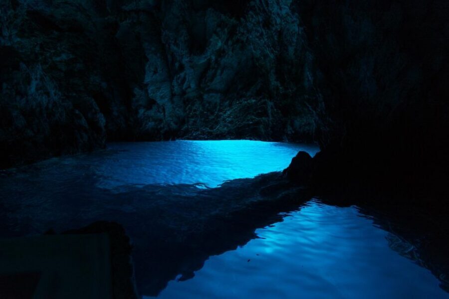 From Split, Croatia: Blue Cave & Hvar 5 Islands tour - Hvar Island: 2.5 hours for old town, lunch, and walking