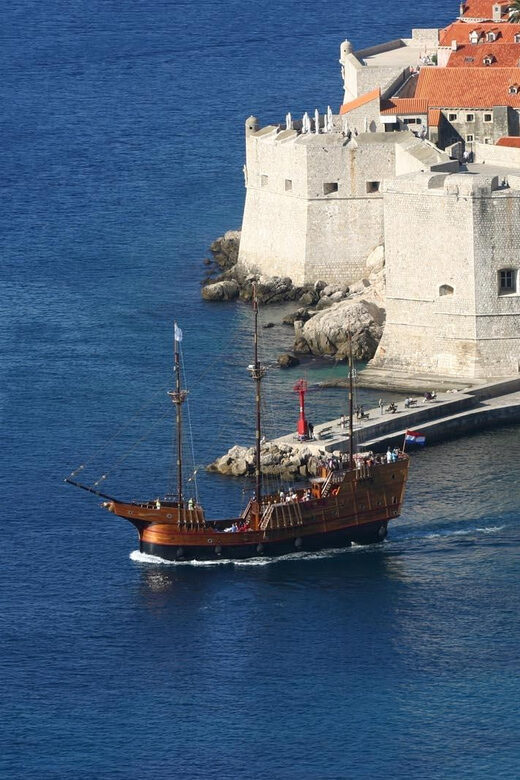 From Split: Dubrovnik Day Trip incl. Stop in Ston - The Split to Dubrovnik Drive: Scenic, Guided, and Not Just Transit