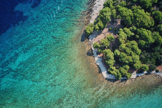From Split: Half-Day Blue Lagoon and 3 Islands Boat Tour - Driver/guide care and why it matters on a boat day