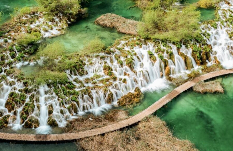 From Split or Trogir: Plitvice Lakes Guided Tour - Free time in the park: enough for photos, maybe not enough for slow lunch