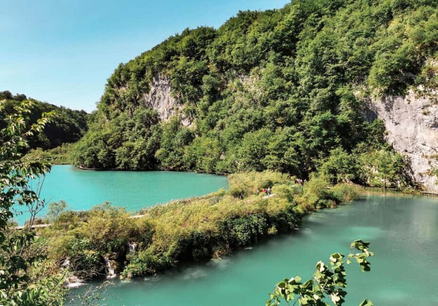 From Split: Plitvice Lakes Private Tour with free Dessert - The Lower Lakes canyon: limestone, travertine, and Veliki Slap