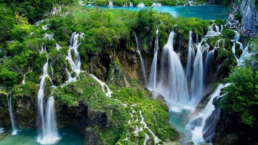 From Split: Plitvice Lakes Private Tour with free Dessert - Arriving at Plitvice: what you’ll actually be walking toward