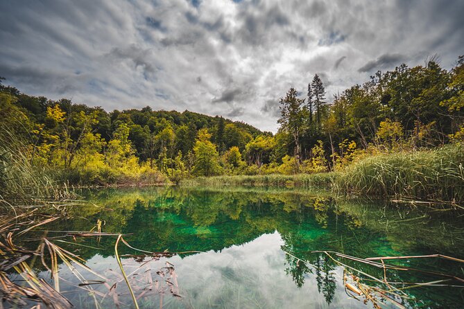 From Split: Self-Guided Plitvice Lakes Day Tour with Boat Ride - The park entry question: is your admission included?