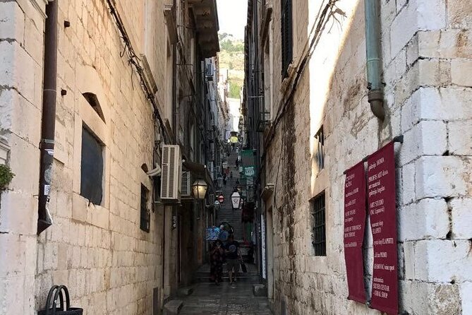 From Split/Trogir Small group tour to Dubrovnik with stop in Ston - Drivers and Guides: Why the People Matter on a Long Day