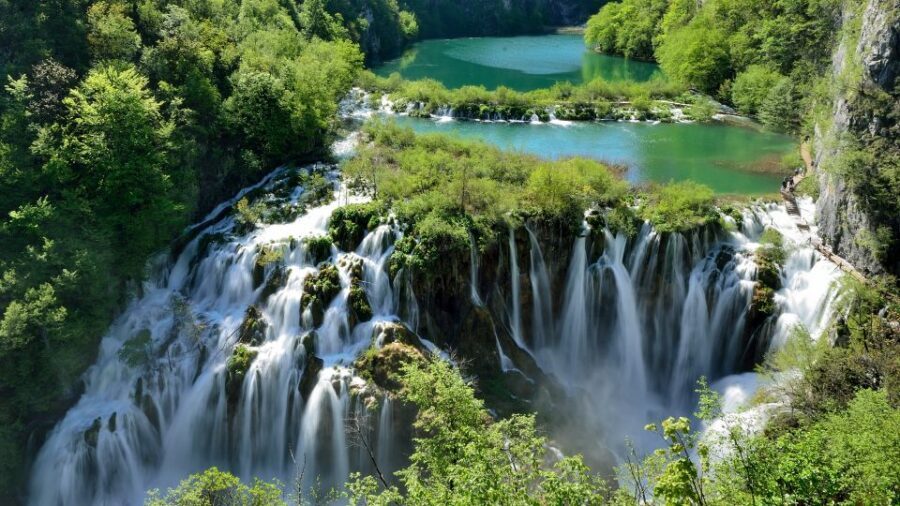 From Zadar: Plitvice Lakes National Park Tour - Key things you’ll notice right away