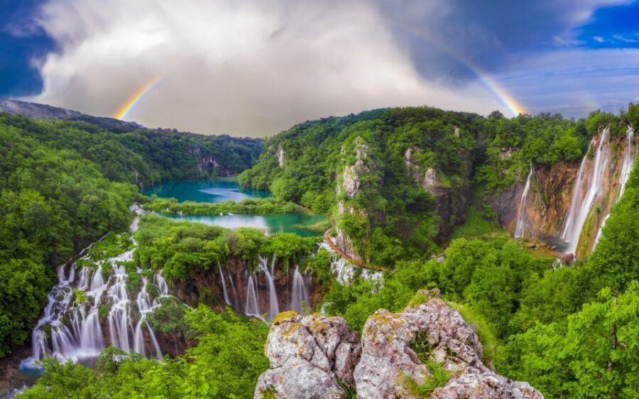 From Zagreb: Plitvice Lakes & Rastoke Private Tour - Skipping the ticket line: more time for water scenes