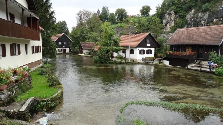 From Zagreb to Plitvice Lakes and Rastoke - Private day tour - Key things I’d put on your radar