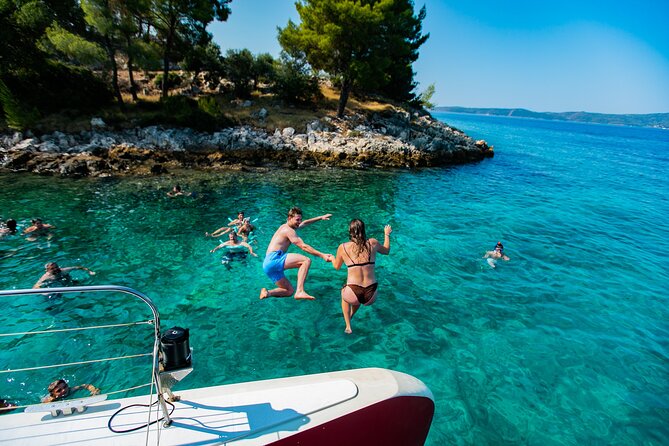 Full-Day Catamaran Cruise to Hvar & Pakleni Islands with Food and free Drinks - Food and open bar: value is the whole point