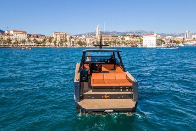 Full Day Escape with Colnago 35 Sightseeing Tour in Split - Hvar Stop: Quiet Southern Shores, Real Swim Time