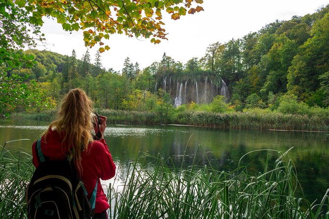 Full-Day Private Plitvice Lakes National Park Tour from Split - Veliki Slap: A Quick, Mighty Start Before the Crowds