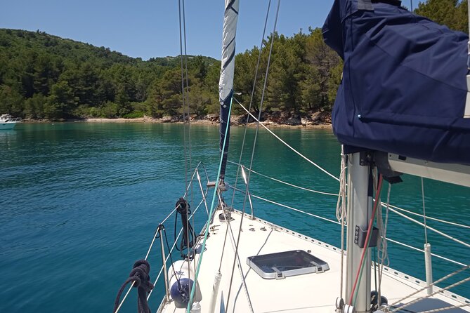 Full Day Sailing Tour - Stop 2 (village break on Ugljan): local pace and your lunch choice