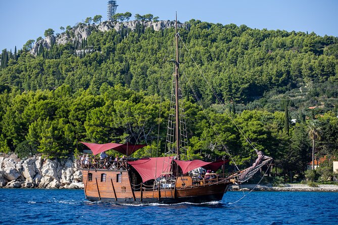 Full-Day Small-Group Dalmatian Coast Sailing Cruise from Split - Swimming and snorkeling in clear coves: gear is included, so use it smart