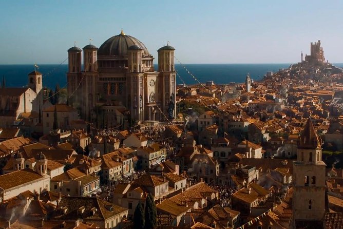 Game of Thrones Extended Tour with Swords and Props - West Harbour and Pile Gate: King’s Landing’s drama moves fast
