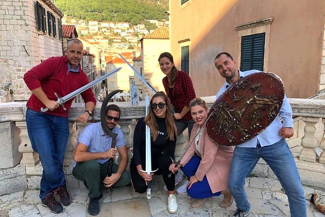 Game of Thrones Extended Tour with Swords and Props - The real pacing: small group, lots of photo stops, and questions welcome