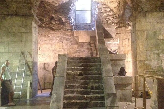 Game Of Thrones Split Walking Tour - Going Under: Diocletian Palace Substructures and the 6€ Ticket