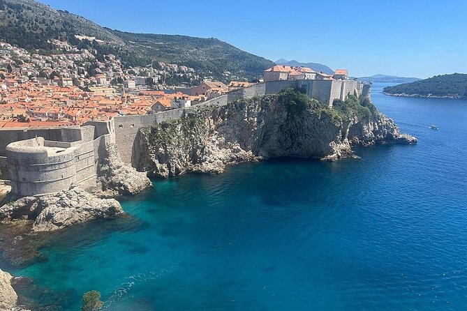 Game of Thrones & the Old City Grand Tour in Dubrovnik - The Iron Throne replica photo: when it goes right, it’s a highlight