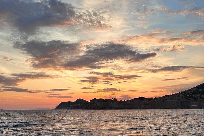 Gastro Cruise | Dinner and Boat ride around Dubrovnik Old Town - Hour one: snacks at the Old Town port, then City Walls by night