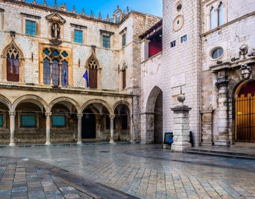 Group tour: Dubrovnik Walking Tour (1h duration, 9:30am, 6pm - The Sights You’ll See: Rector’s Palace, Stradun Monument, and More