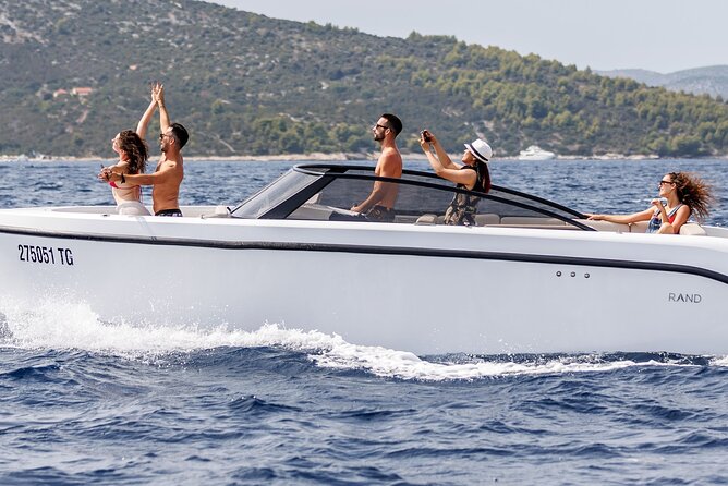 Guided Speedboat Tour with Food, Oil & Wine Tasting - Snorkeling gear and comfort extras: what’s included (and why it matters)