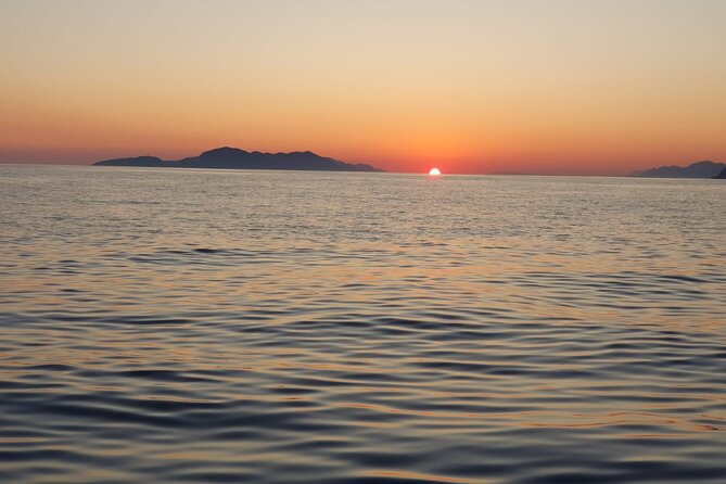 Half-Day Best Beaches & Bays Private Speed Boat Tour - Meeting point: Lapadska obala 4 and planning your arrival