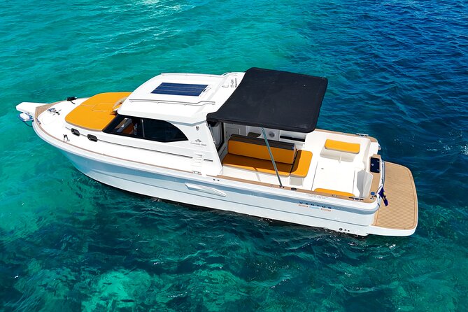 Half Day Speedboat Tour to Three Islands from Trogir - Stop 2: Maslinica (Solta) for a small-fisherman village break